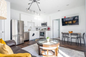 Brand-new Parkview with Balcony in Old Fourth Ward 542Blvd